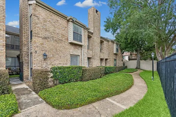 1908 Augusta Drive #3, Houston, TX 77057