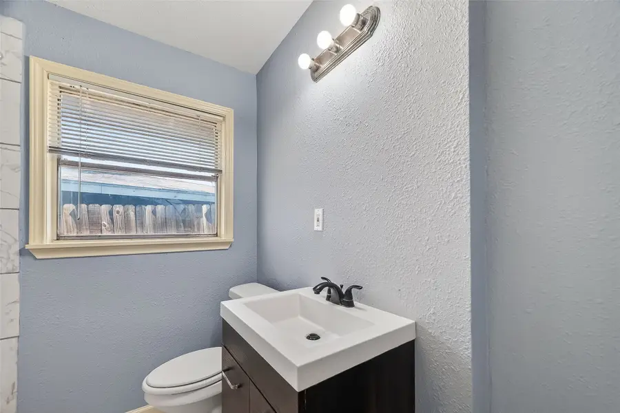 6022 Lyndhurst Drive, Houston, TX 77033 - #3