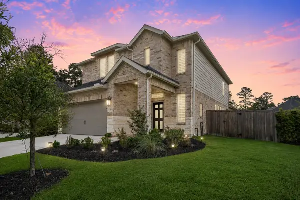 304 Mullins Court, Montgomery, TX 77316