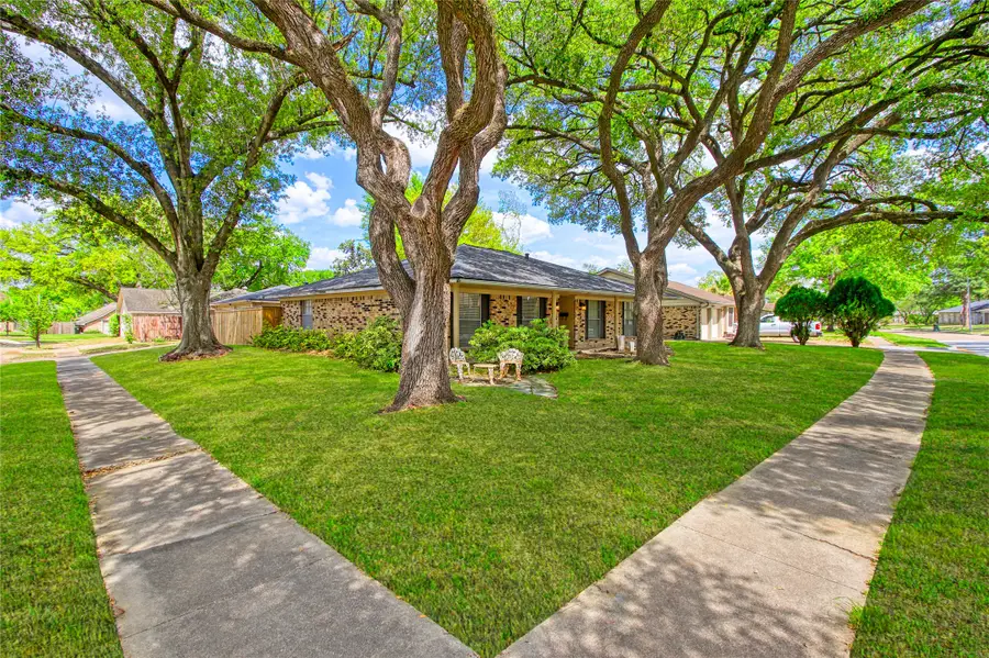 5826 Autumn Forest Drive, Houston, TX 77092 - #2