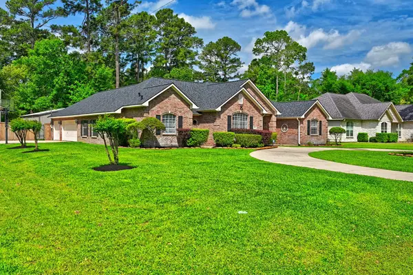 803 Weeping Willow Way, Magnolia, TX 77354