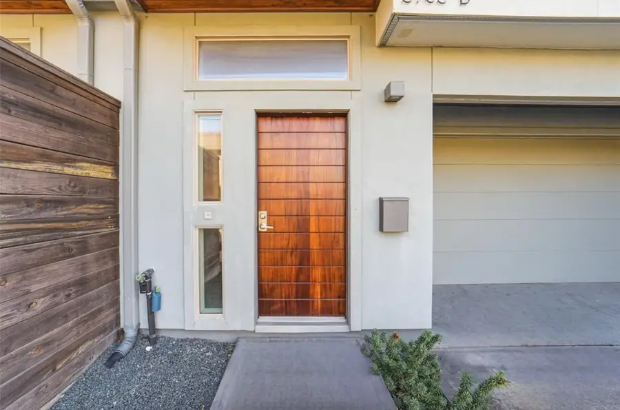 5905 Kiam Street #B, Houston, TX 77007 - Image #2