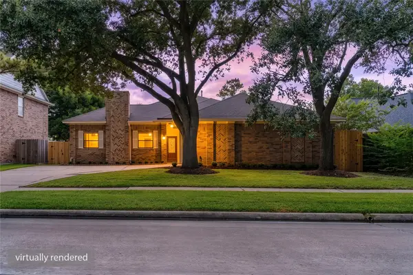 210 Mill Trail Drive, Sugar Land, TX 77498