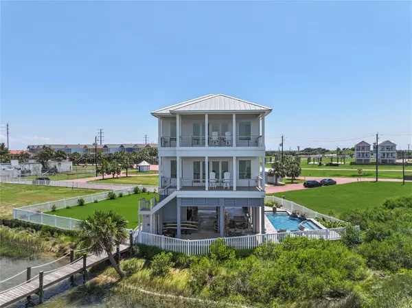 3515 Hudson Court, Galveston, TX 77554