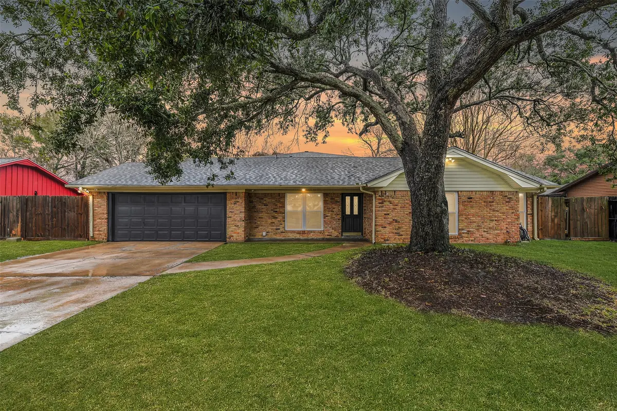 307 Meyer Street, Alvin, TX 77511 - Image #1