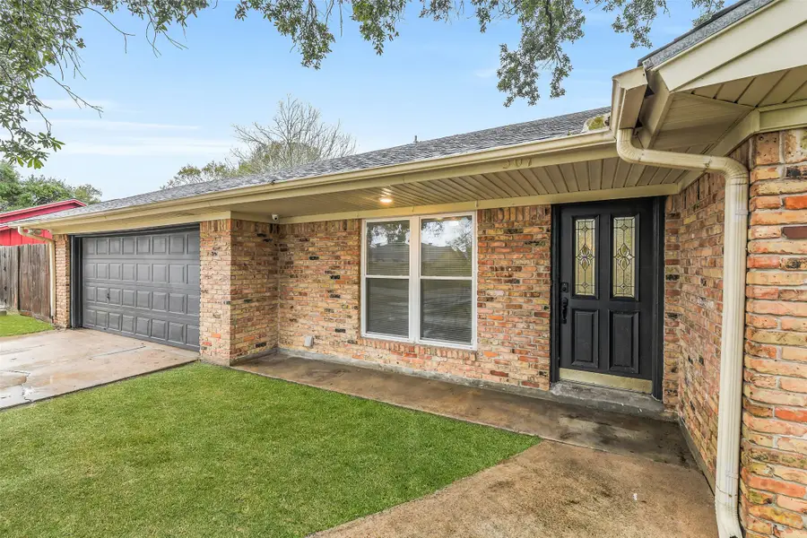 307 Meyer Street, Alvin, TX 77511 - Image #3