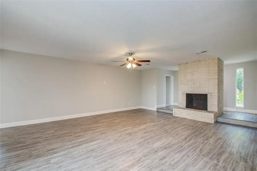 4126 Worrell Drive, Houston, TX 77045 - #3