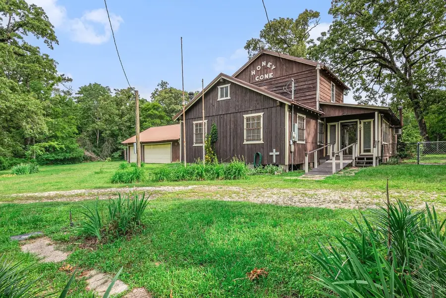 189 Lake Livingston Boulevard, Livingston, TX 77351 - #2