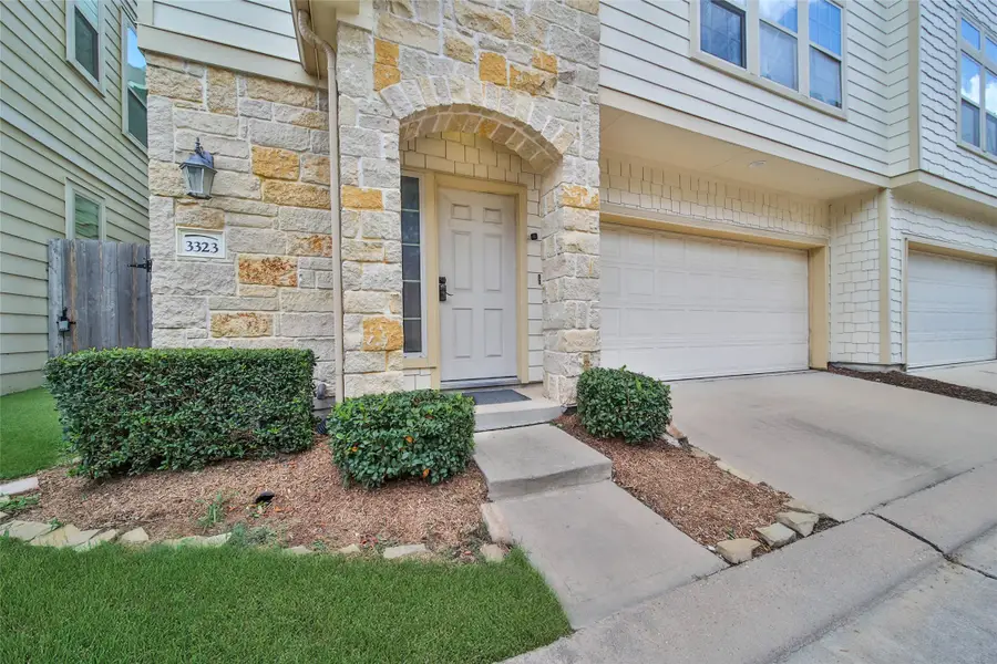 3323 Masters Point Drive, Houston, TX 77091 - #2
