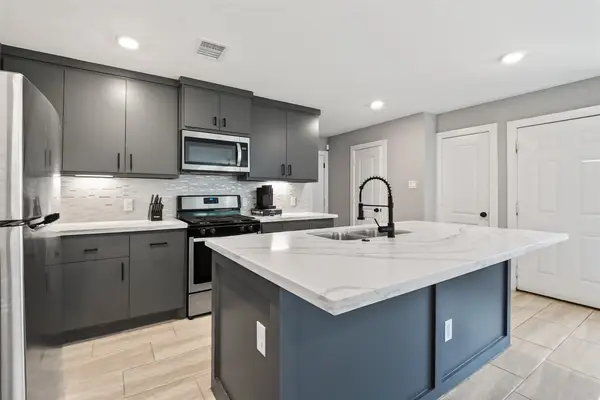 436 Owens Street, Houston, TX 77029