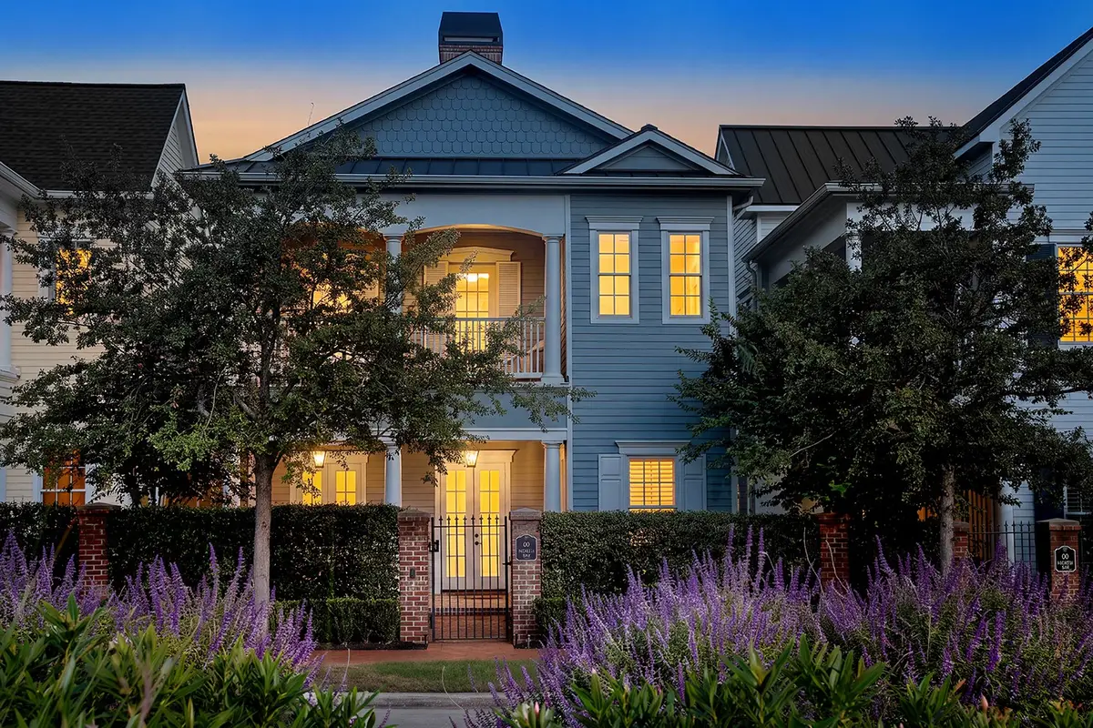 56 N Bay Boulevard, The Woodlands, TX 77380 - #1