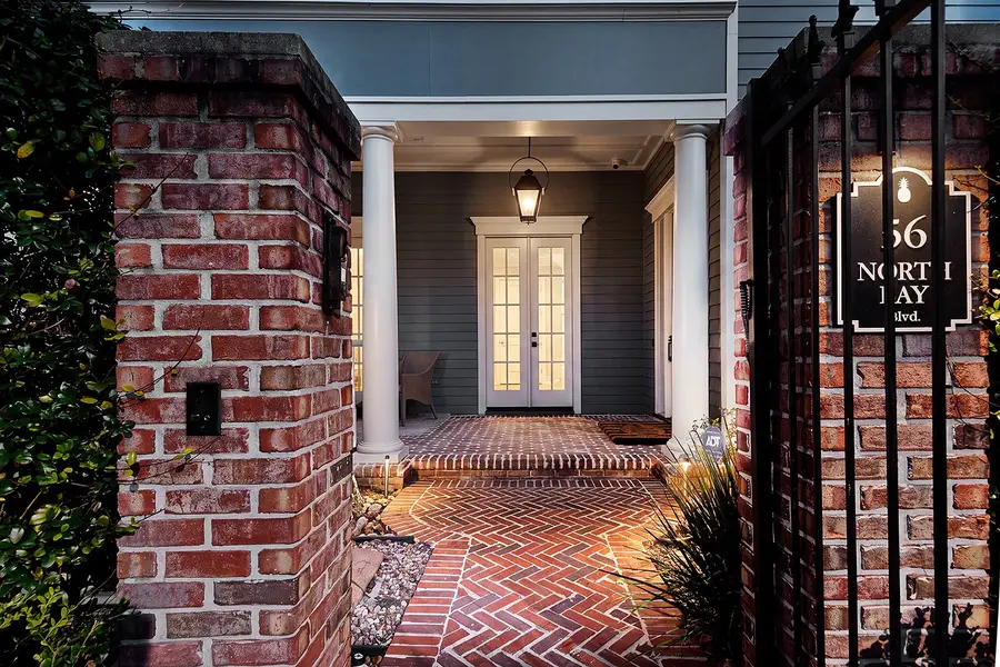 56 N Bay Boulevard, The Woodlands, TX 77380 - #2