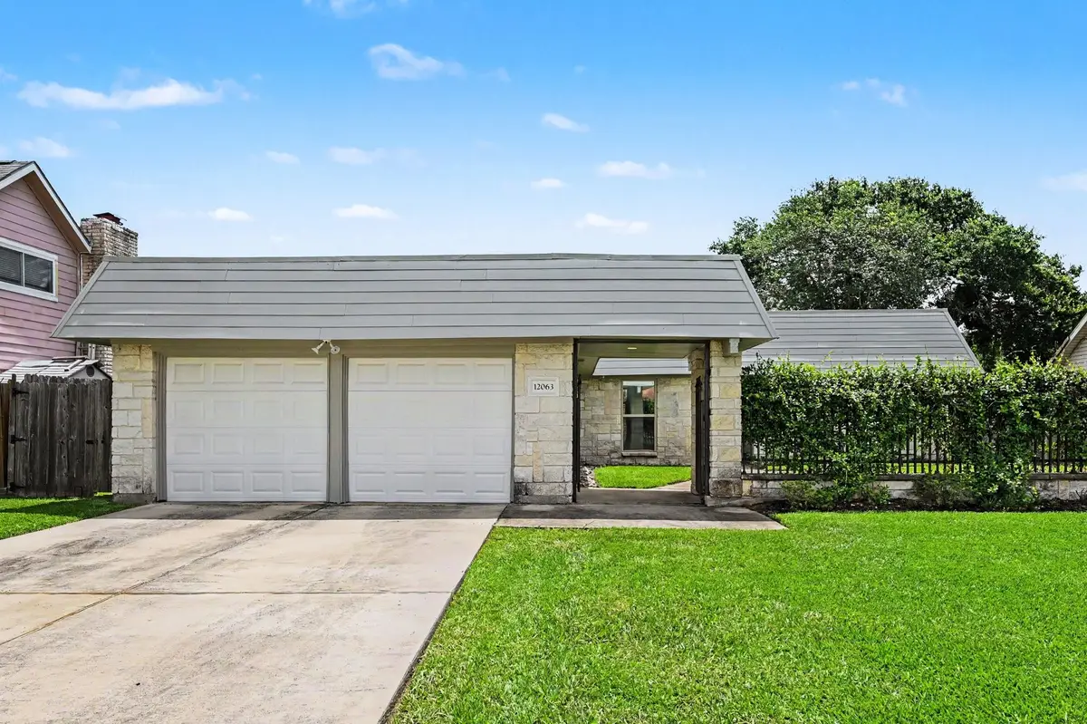 12063 Mulholland Drive, Meadows Place, TX 77477 - #1