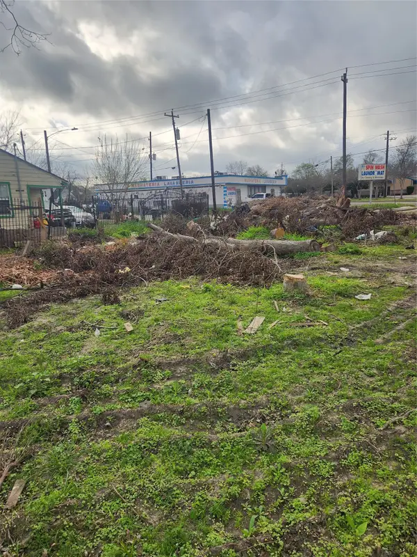 1068 Granville Street, Houston, TX 77091