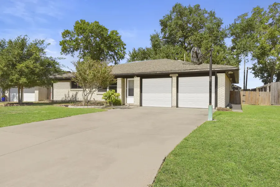 2231 Bayou Drive, League City, TX 77573 - Image #3