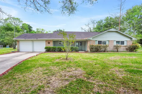 1717 Jones Street, Alvin, TX 77511