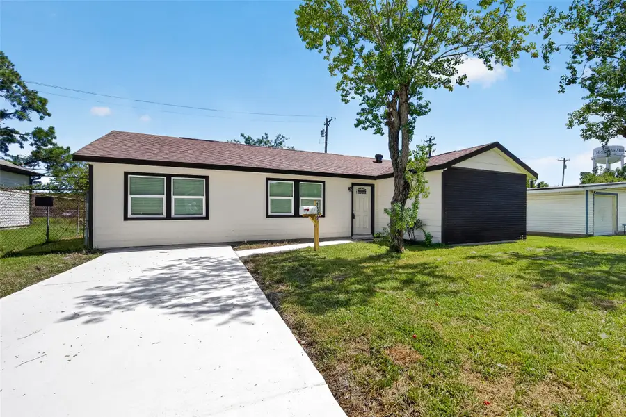 1302 Appomattox Drive, Texas City, TX 77591 - #2