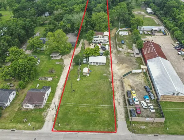 2842 5th Street, Stafford, TX 77477