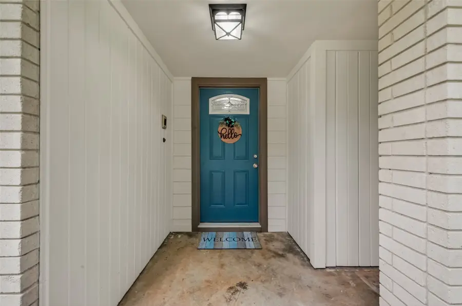 116 Flag Drive W, Lake Jackson, TX 77566 - #2
