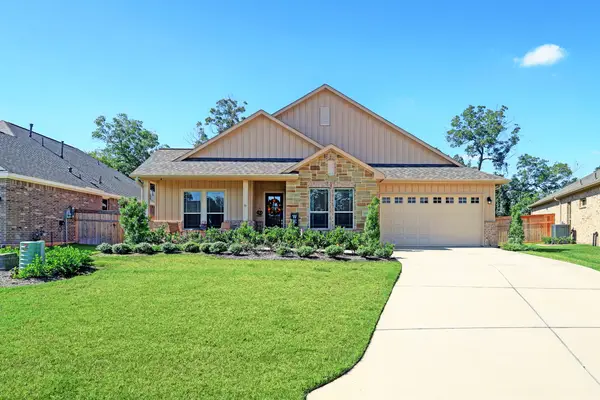 33002 Woodlake Drive, Fulshear, TX 77441