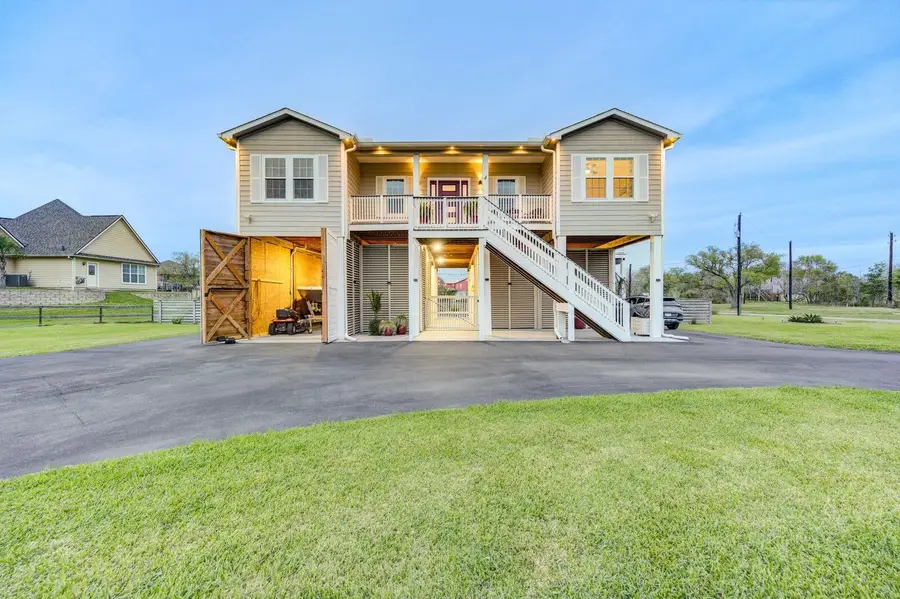 4 Shore Acres Circle, Shoreacres, TX 77571 - #3