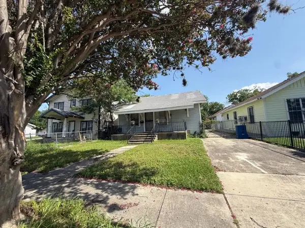 207 Hammond Avenue, San Antonio, TX 78210