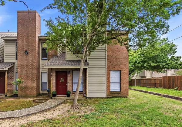 1904 Dartmouth Street #Q4, College Station, TX 77840