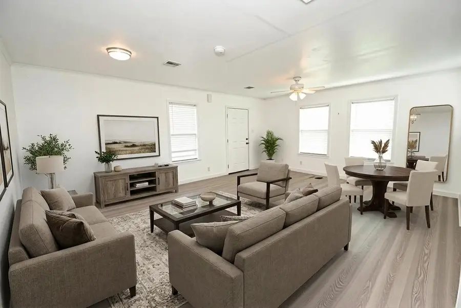 1231 W 7th Street, Freeport, TX 77541 - #2