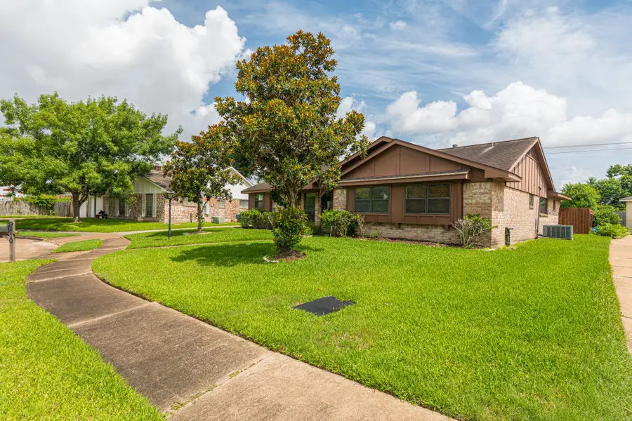 9810 Halliford Drive, Houston, TX 77031 - #2