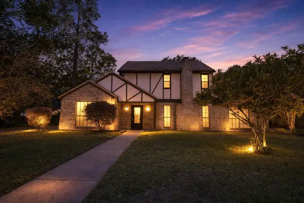 7811 17th Green Drive, Humble, TX 77346