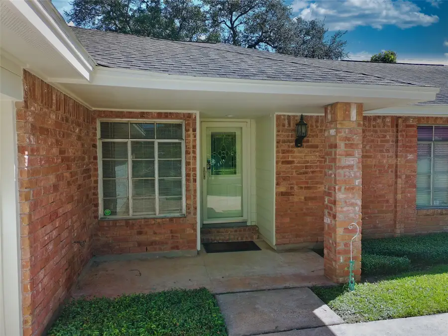 3115 W Creek Club Drive, Missouri City, TX 77459 - #2