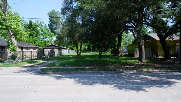 4811 Cavalcade Street, Houston, TX 77026