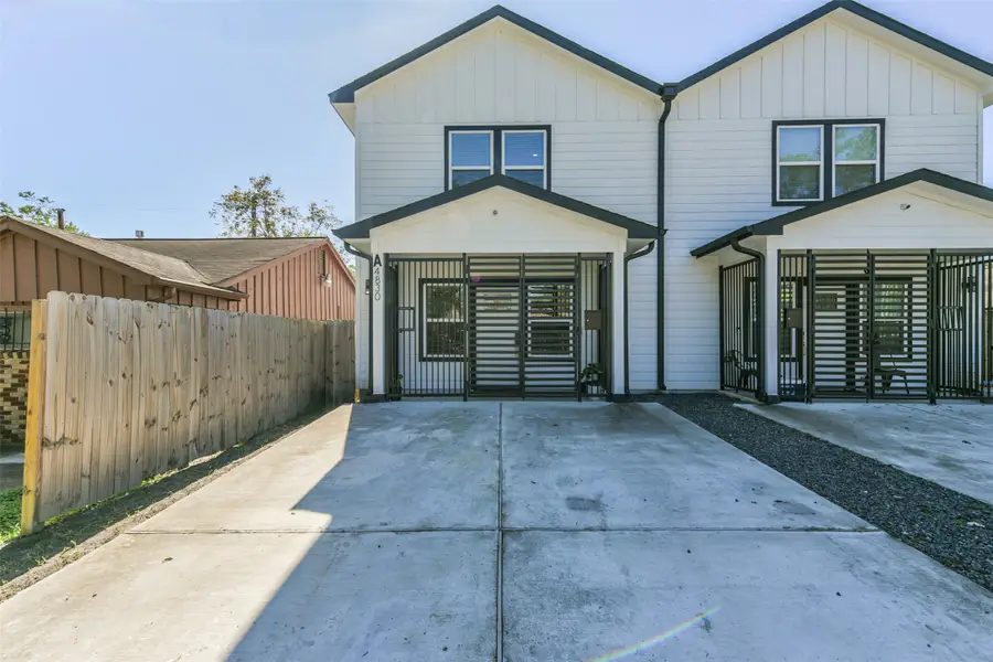 4830 Burma Road #A B, Houston, TX 77033 - #2