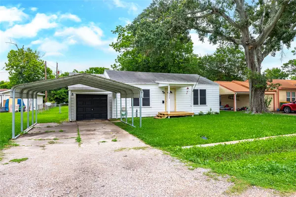 423 Elmo Street, La Marque, TX 77568