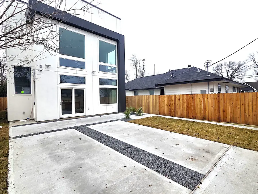 1207 Collier Street, Houston, TX 77023 - #2