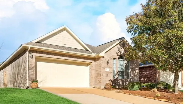 15 Paddington Way, Conroe, TX 77384