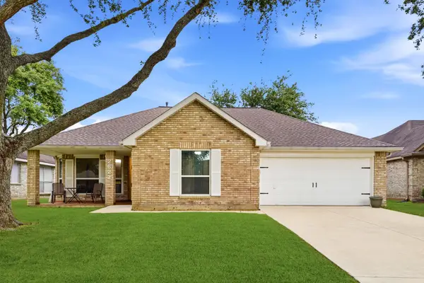 2622 S Peach Hollow Circle, Pearland, TX 77584