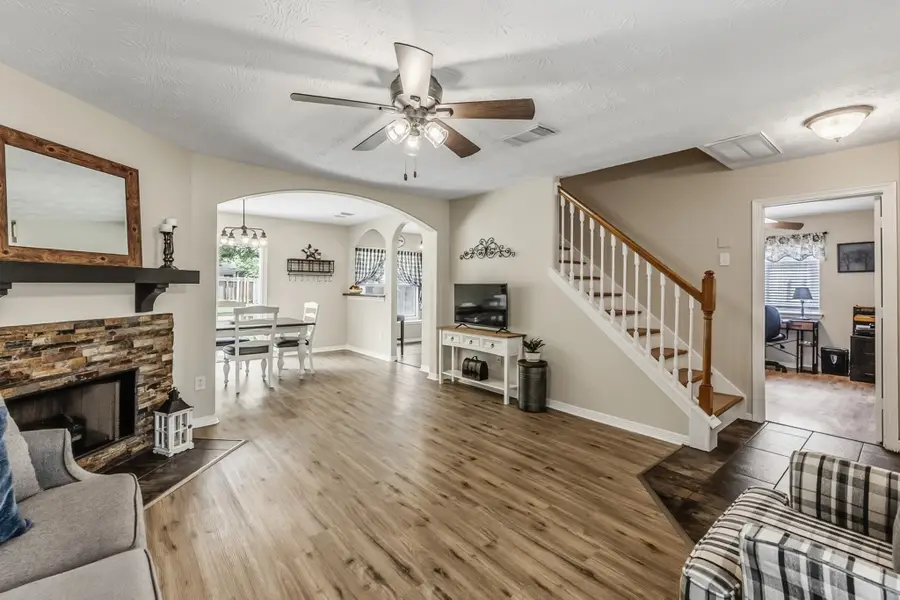 7818 Mary Katheryns Crossing, Conroe, TX 77304 - #3