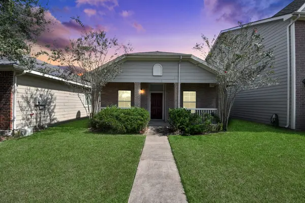1612 Claremont Garden Circle, Houston, TX 77047