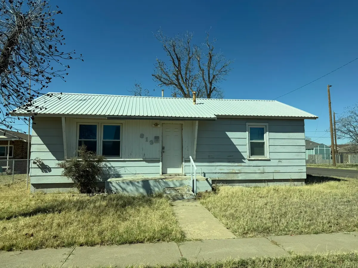 813 NW 1st St Street, Andrews, TX 79714 - #1