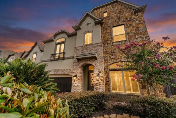 1622 E Rose Terrace Lane, Houston, TX 77055