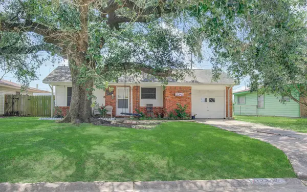 12342 Ledger Lane, Houston, TX 77015