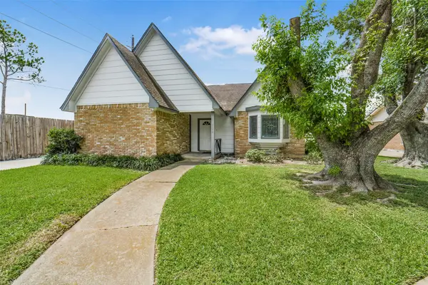 4138 Club Valley Drive, Houston, TX 77082