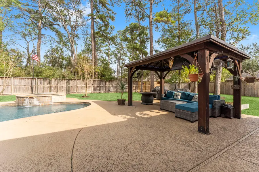 130 E Lasting Spring Circle, Spring, TX 77389 - Image #3