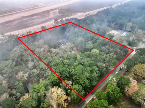 58 County Road 3893 E, Cleveland, TX 77328