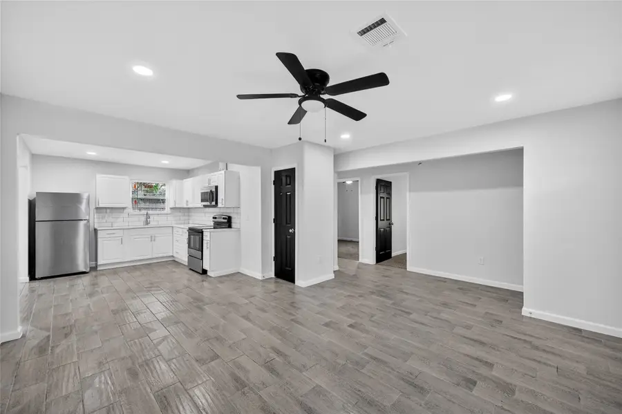 715 Nell Street, Pasadena, TX 77506 - #2