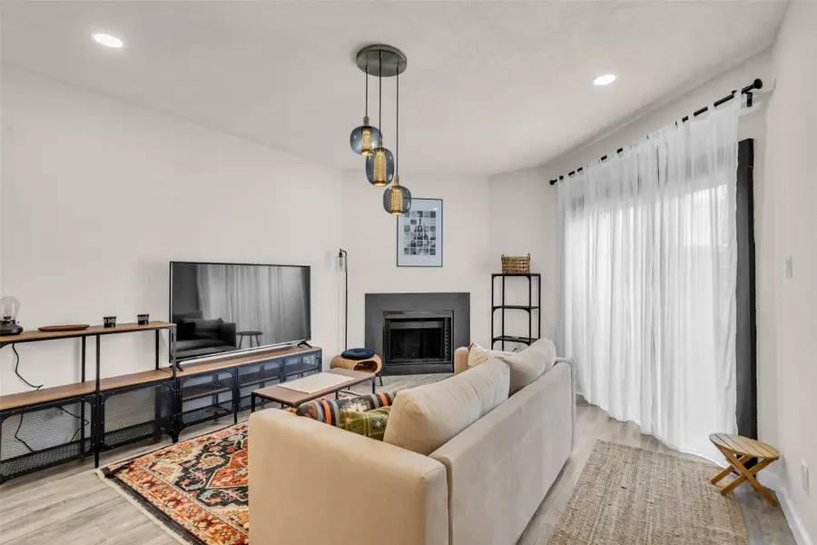 10855 Meadowglen Lane #604, Houston, TX 77042 - #3