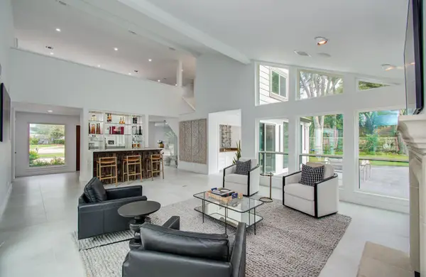 1607 Big Lake Drive, Houston, TX 77077