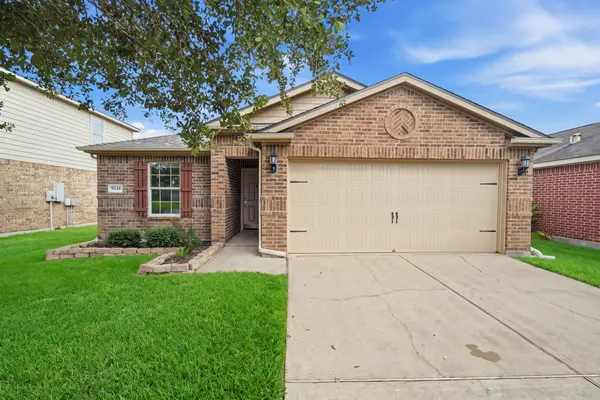 9834 Opal Rock Drive, Rosharon, TX 77583