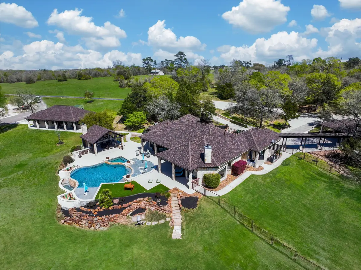 2289 Old Dobbin Road, Montgomery, TX 77316 - Image #1